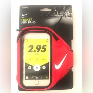 Nike Pocket Arm Band